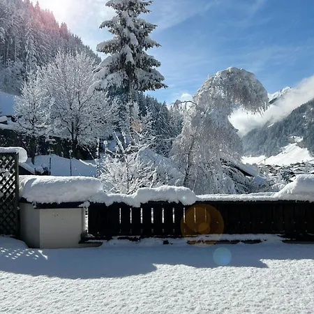 Traumhafte Mit Grosser Terrasse