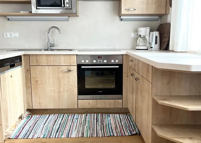 Traumhafte Mit Grosser Terrasse דירה גרוסארל